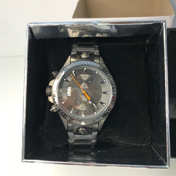 New VERSUS VERSACE Gents Griffith Watch VSPZZ062 - Picture 11 of 13